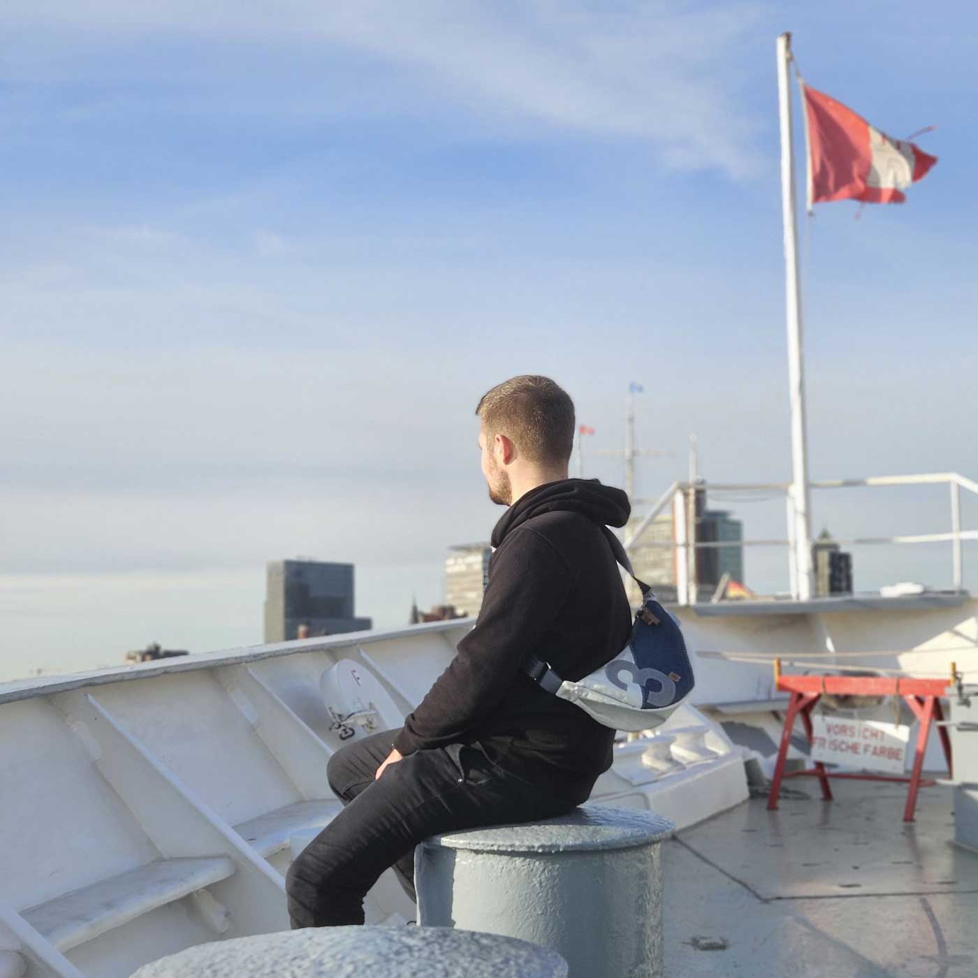 Handtasche Roop Moonbag Segeltuch weiß-blau