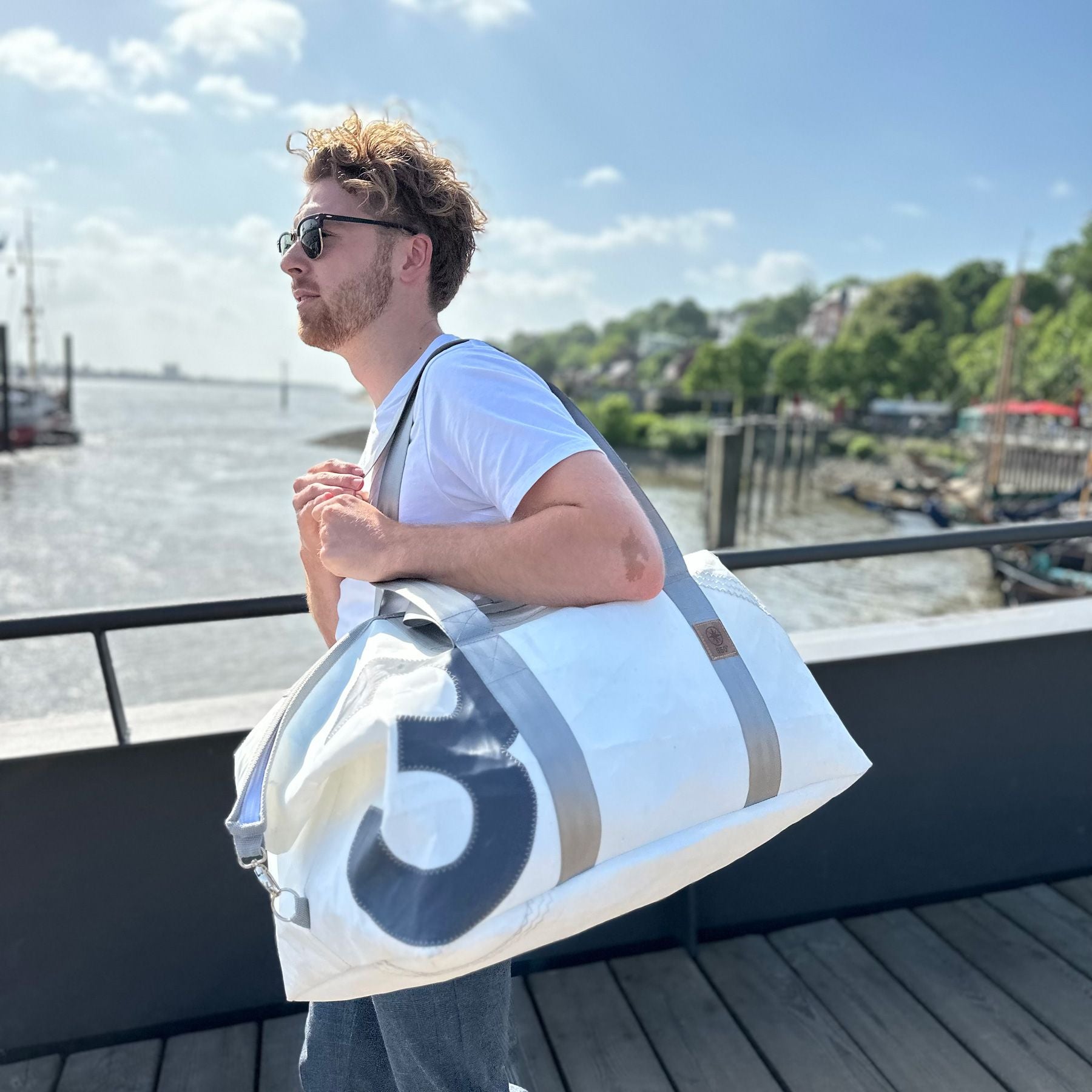 Sporttasche Kutter XL Zahl rot