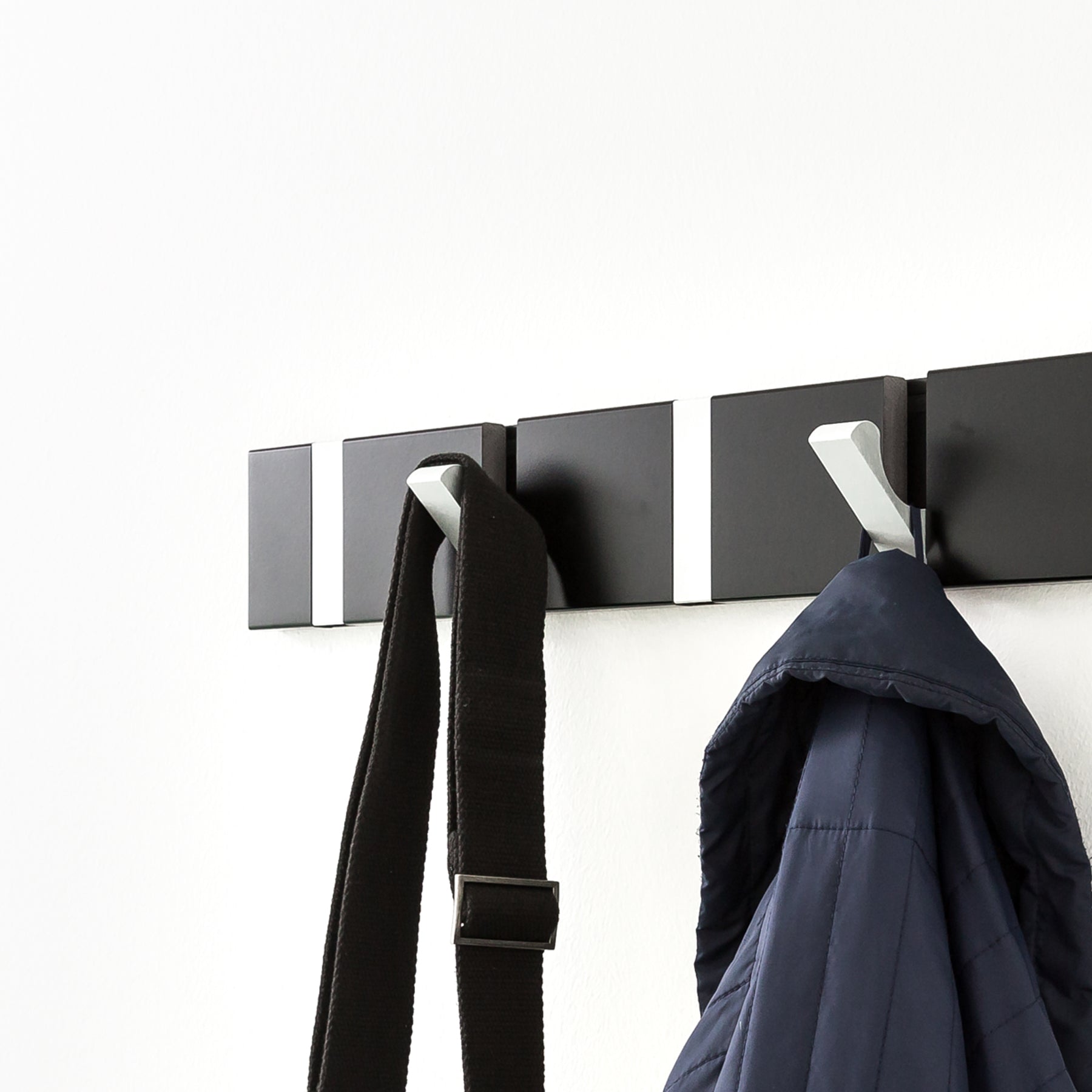 Garderobe Knax Lite 3 schwarz Luxus-Hakenleiste für Bad & Küche Länge 20 cm