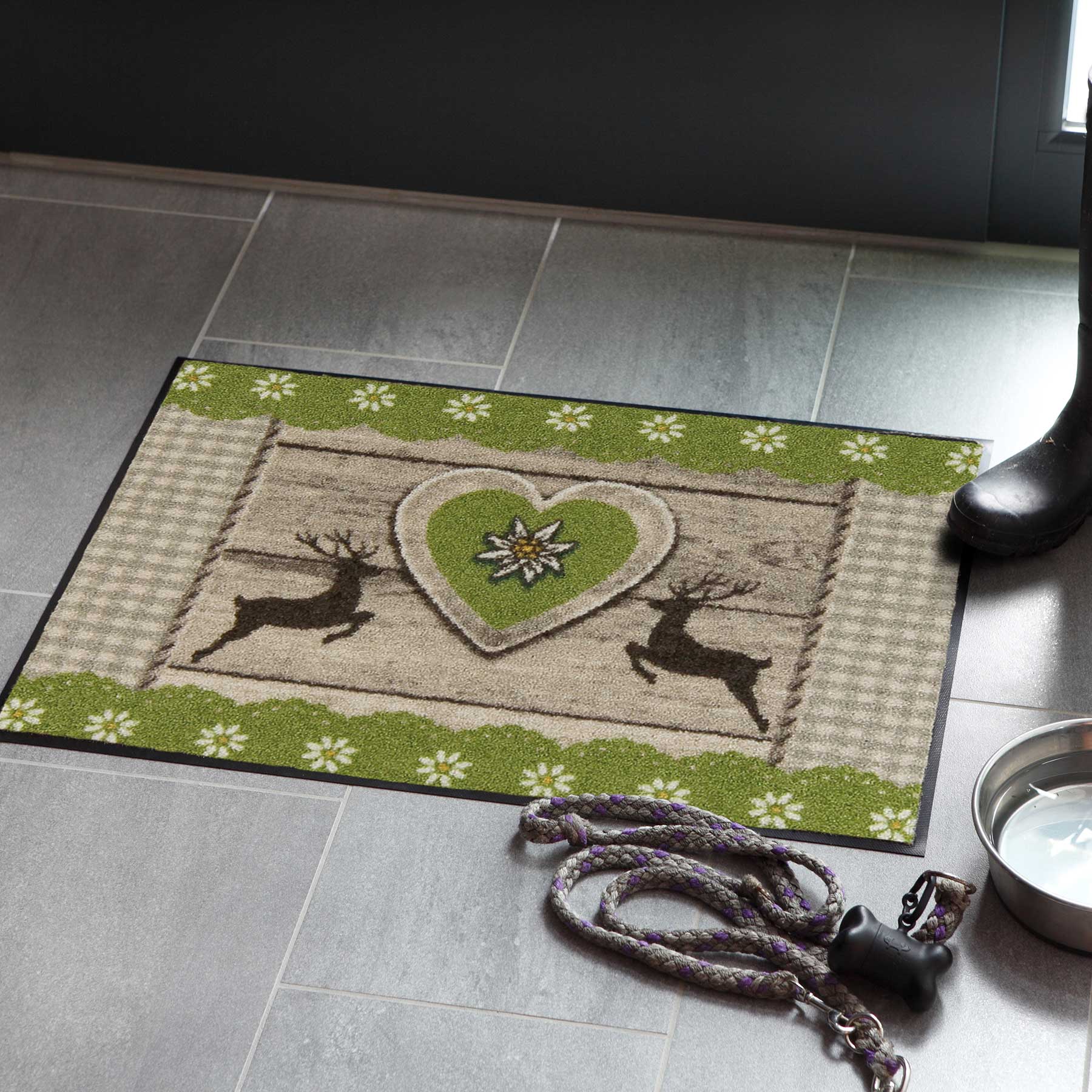 Fußmatte 50x75 Stag Heart grün