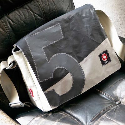Handtasche Barkasse weiss-schwarz Zahl grau Laptoptasche 15 Zoll