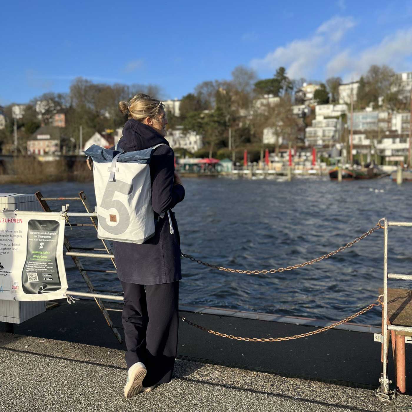 Rucksack Tide Segeltuch weiß-blau Zahl hellgrau