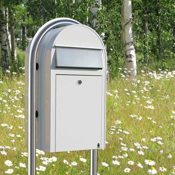 Briefkasten Grande RAL 6005 grün, Briefeinwurf Edelstahl