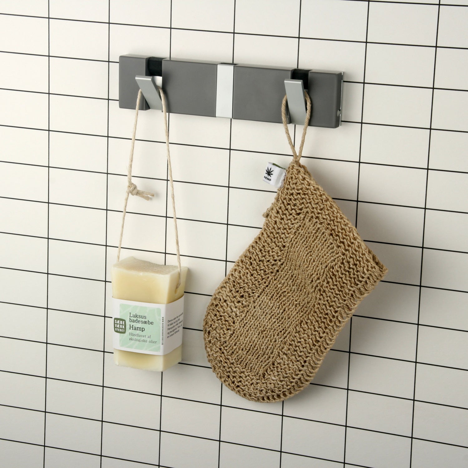 Garderobe Knax Lite 3 grau Luxus-Hakenleiste für Bad & Küche Länge 20 cm