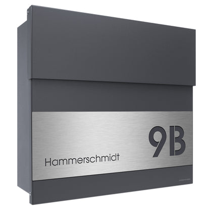 Letterman graviert mit Hausnummer anthrazit ral 7016 seitlich