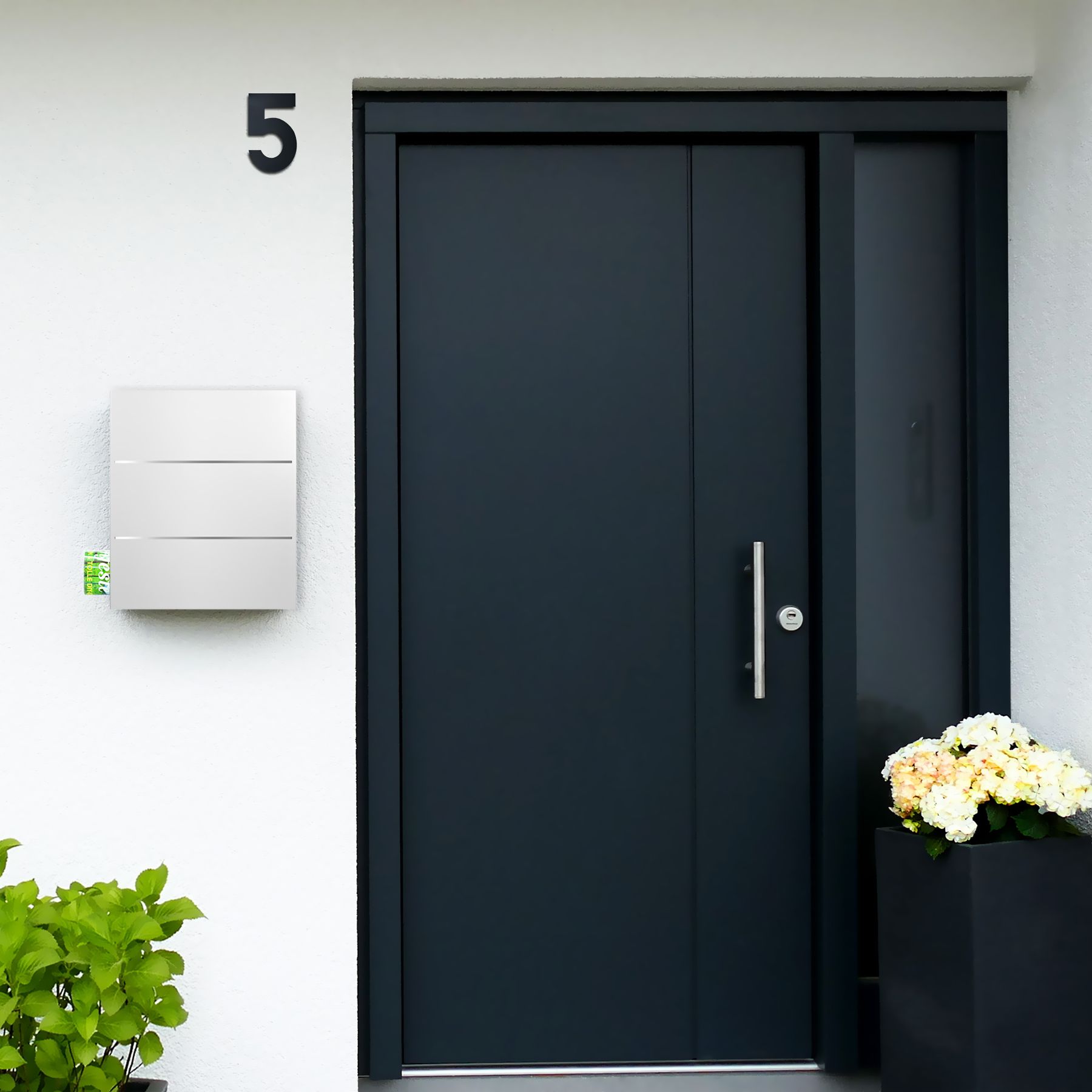 B-Ware Box 141 Design-Briefkasten mit Zeitungsfach signal-weiß (RAL 9003) mit Edelstahl-Detail