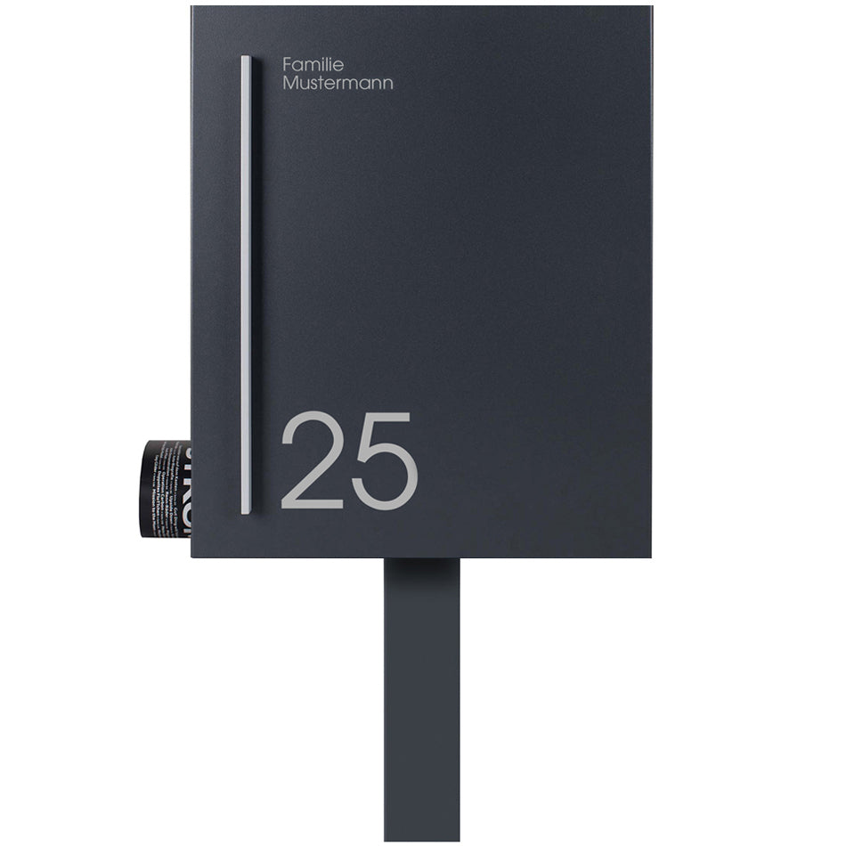 SBox 110RNa Standbriefkasten mit Zeitungsfach inkl. Name und Hausnummer anthrazit (RAL 7016) mit Pfosten (einbetonieren) Rechtsanschlag