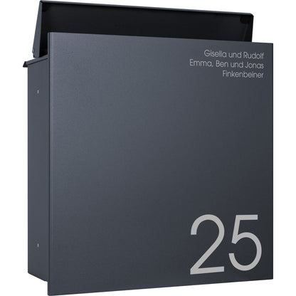 Zaunbriefkasten ZBox 111 anthrazit mit individueller Beschriftung