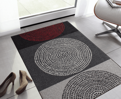 Läufer Nestor am Terrasseneingang