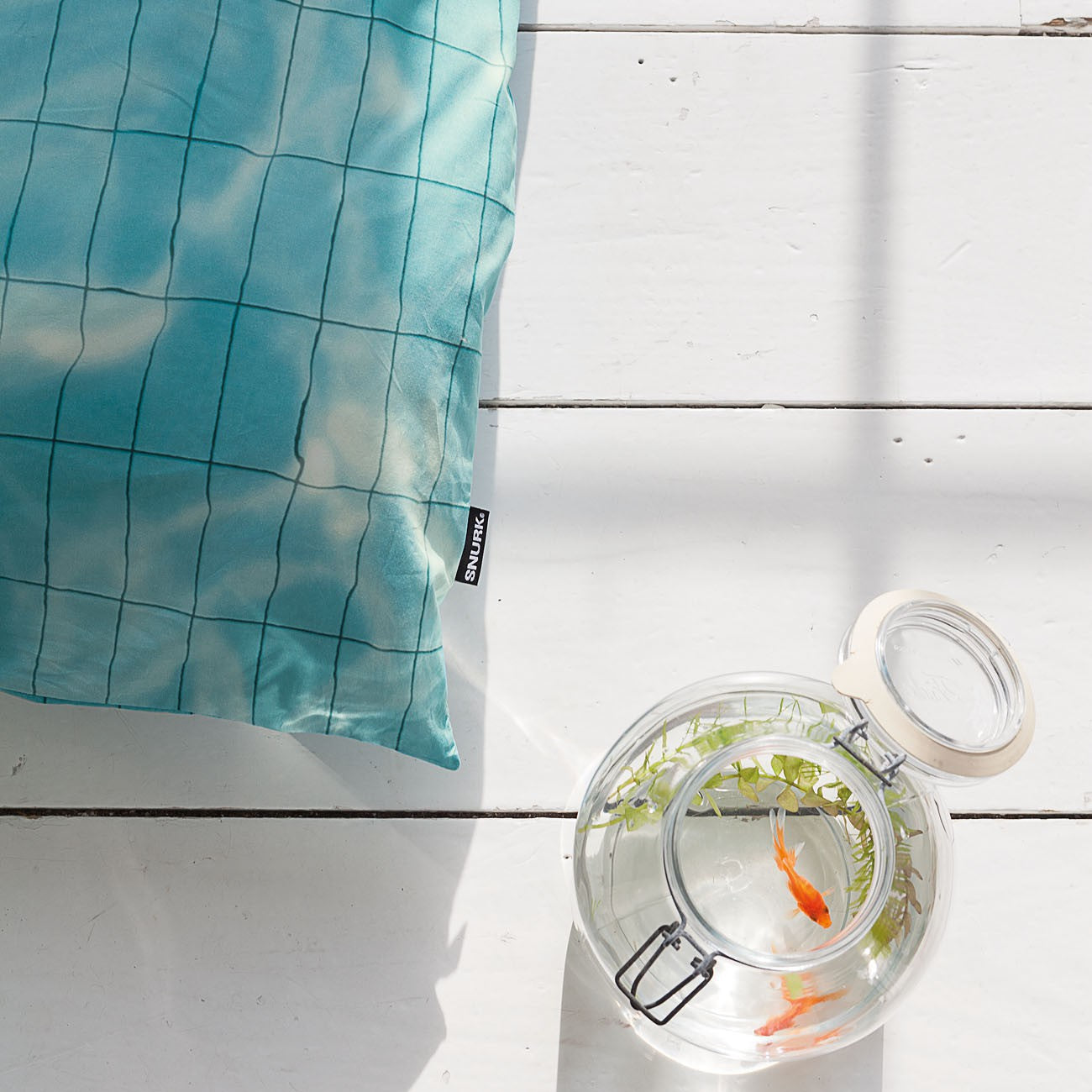 Fotorealistischer Druck - Erfrischung garantiert in dieser Schwimmbad Bettwäsche 