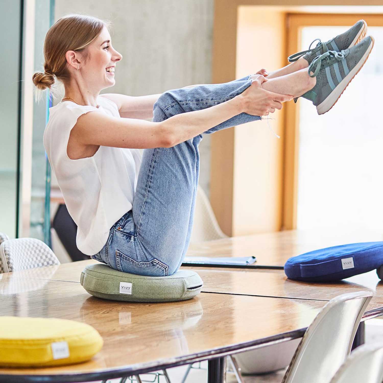 Balancekissen Leiv 36 cm silber