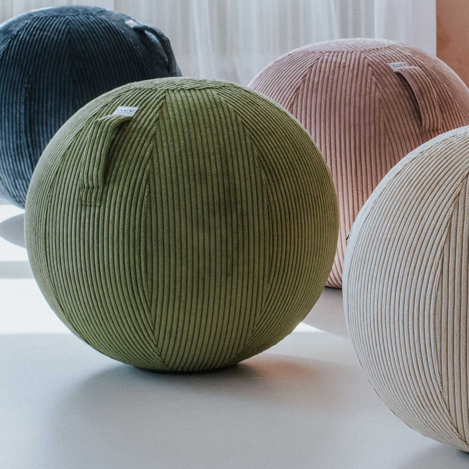 Sitzball Vlip 60-65 cm olive Breitcord