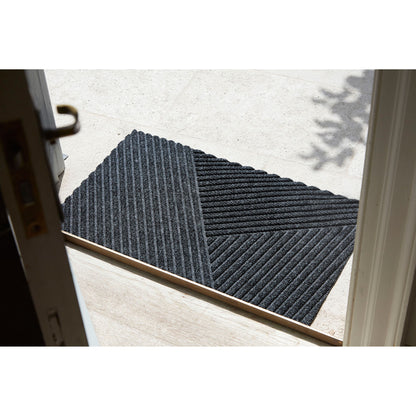 Fußmatte 45x75 Dune Stripes dark grey grau